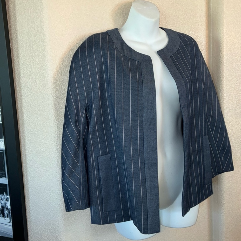 TOMMY HILFIGER boxy denim jacket with pinstripes, light-weight. 10 EUC - Picture 3 of 15